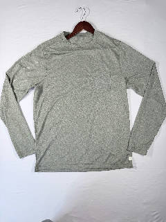 Vuori Men's Long Sleeve Pocket T-Shirt Size L Sage Green Heather Athletic Tee